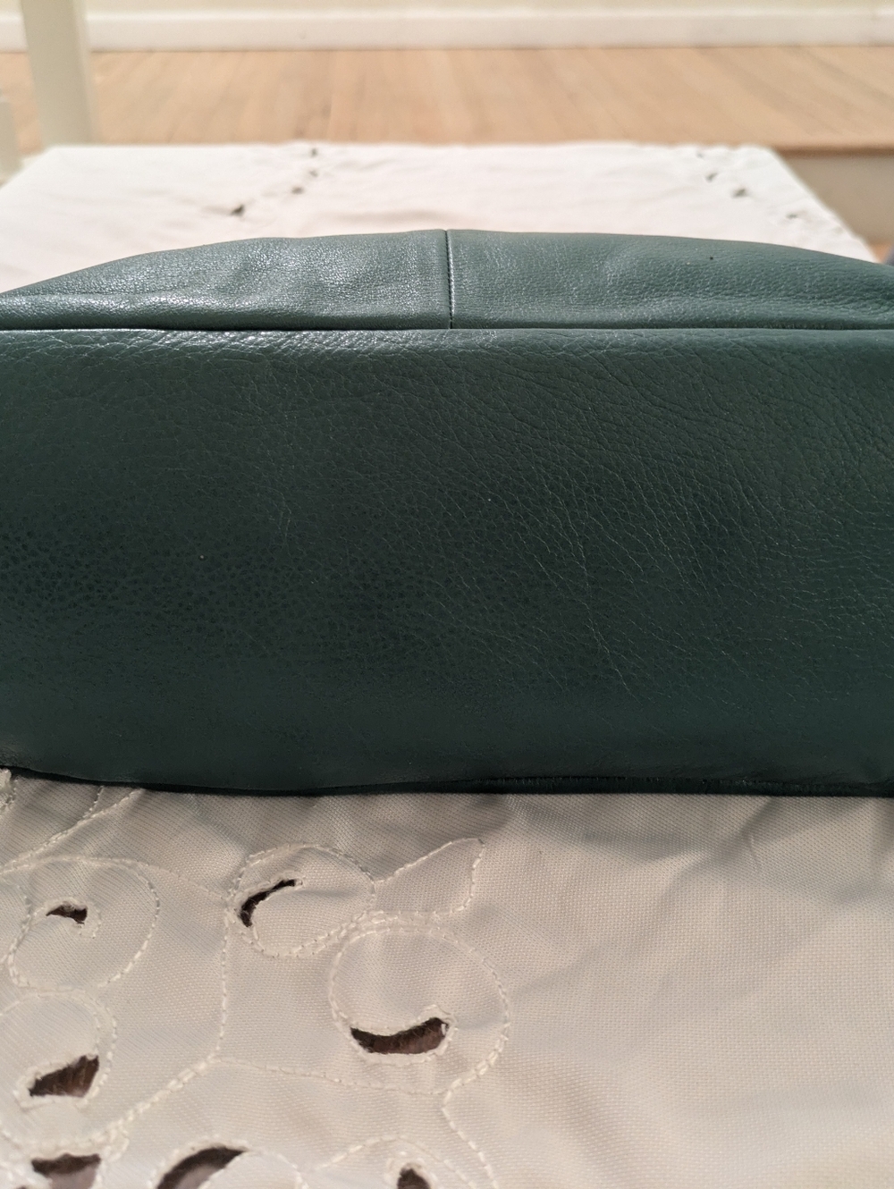 Coach - Madison Chain Tote C1294-20466 - Kelly Green Leather - Mint Condition - Picture 7 of 12